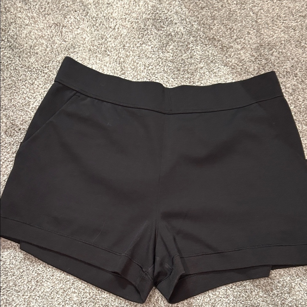 Lululemon Black casual Shorts